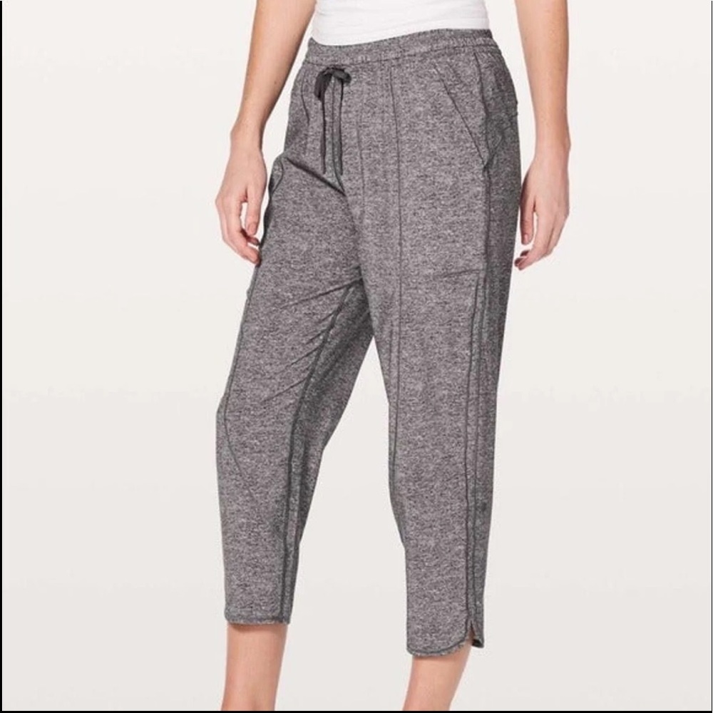 Lululemon Final Play Crop 23 Size 8